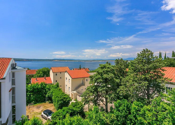 Lauschiges Nur 300 Meter Zum Mit Meerblick, Parkplatz, Grillplatz * Dramalj