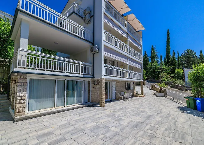 Apartamento Lauschiges Nur 300 Meter Zum Mit Meerblick, Parkplatz, Grillplatz Dramalj